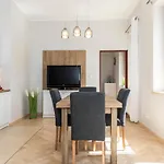 Udanypobyt Z Basenem Apartment Zakopane