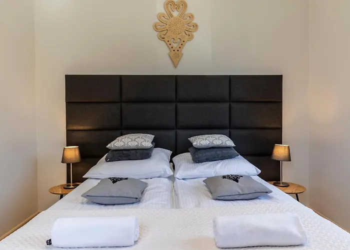 Udanypobyt Z Basenem *