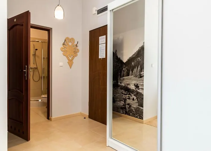 Udanypobyt Z Basenem Appartement