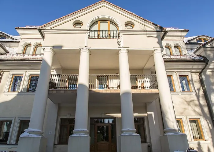 Udanypobyt Z Basenem