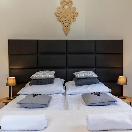 Udanypobyt Z Basenem *