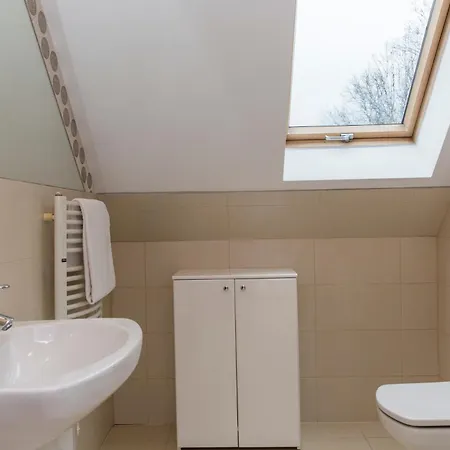 Udanypobyt Z Basenem