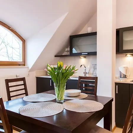 Apartament Udanypobyt Z Basenem *