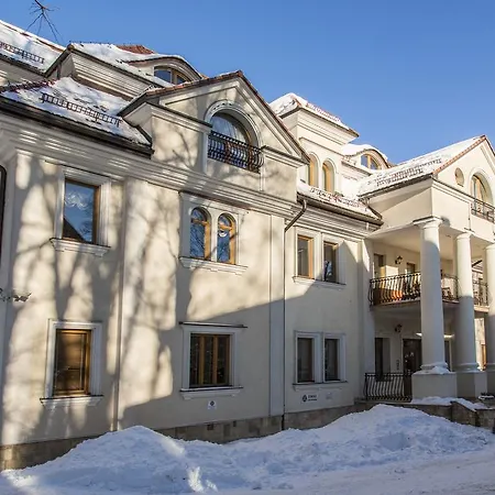 Apartman Udanypobyt Z Basenem *