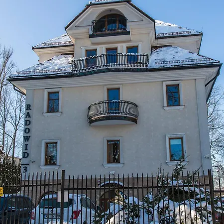 Udanypobyt Z Basenem Apartmán
