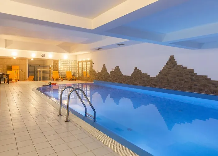 Udanypobyt Z Basenem * ザコパネ